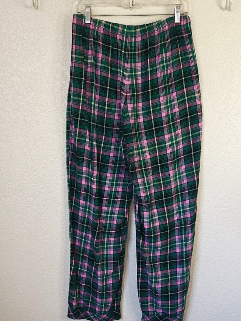 Victoria's Secret Size M Long Pajama Set Green & Pink Plaid - Picture 6 of 8